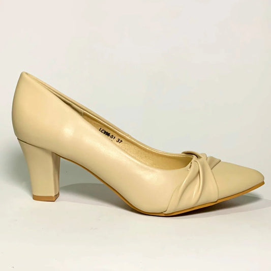 Court Shoes (Beige)